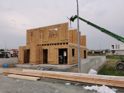 Αθηένου - Διώροφη κατοικία