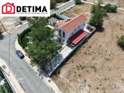 Ζανακιά - Ισόγεια κατοικία με σοφίτα