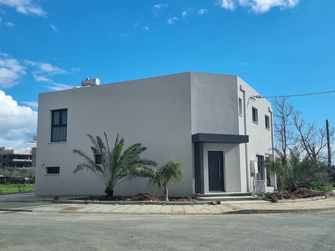 Ζακάκι - Διώροφη κατοικία